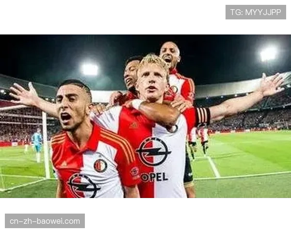 前进之鹰欧联客负萨尔茨堡，联赛回归主场迎战领头羊费耶诺德